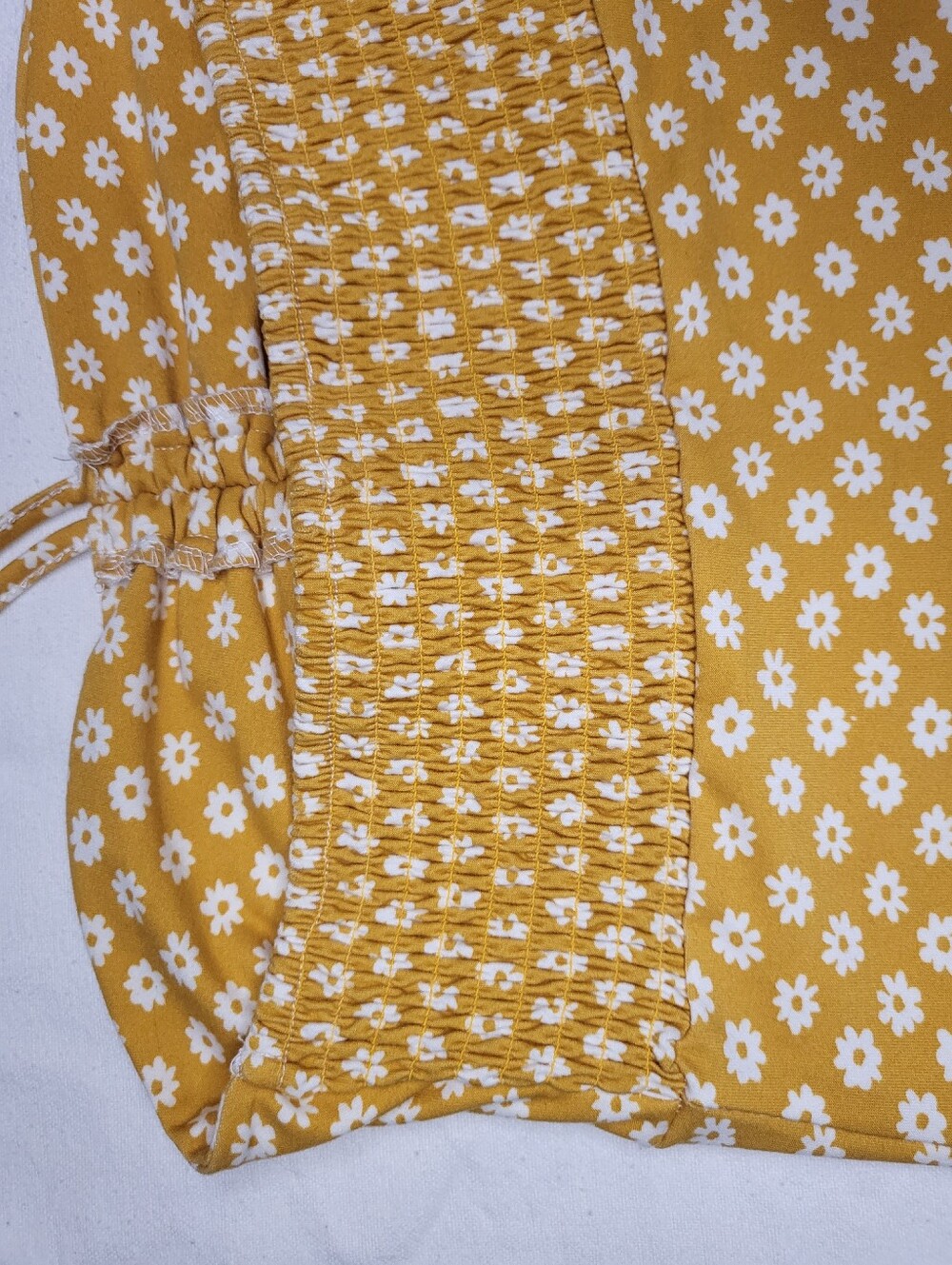 🌻Yellow Floral Halter Dress - Picture 9 of 10
